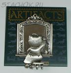 Брошь "Маленькая Кошечка причесывается перед зеркалом" под олово