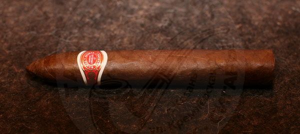 ROMEO Y JULIETA BELICOSOS