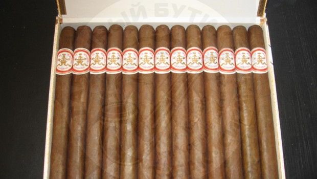 HOYO DE MONTERREY DOUBLE CORONAS