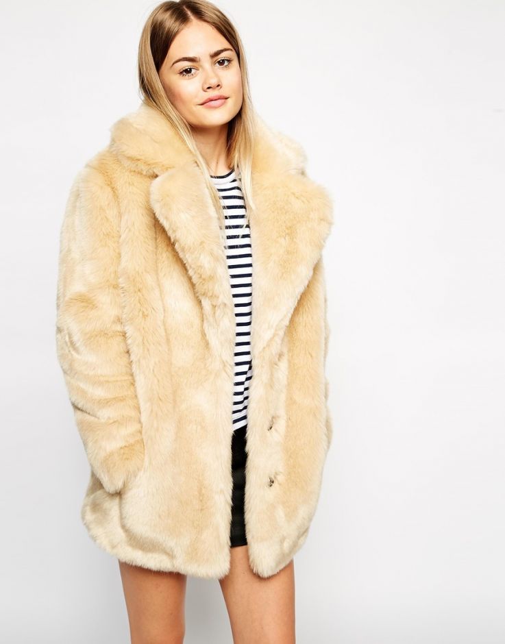 Шуба из искусственного меха с большим воротником ASOS