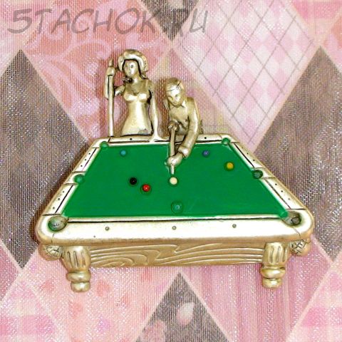 Брошь "Игра в бильярд" под олово, эмаль