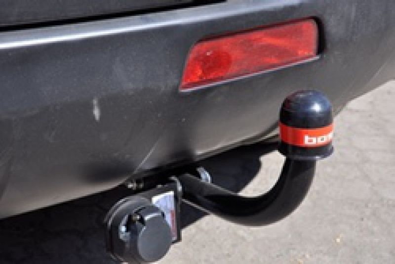 Фаркоп BOSAL-ORIS на Audi A3 хетчбек 1996-2003/6, Volkswagen Golf IV хетчбек/универсал 1997/10-2003/10, Volkswagen Bora седан/универсал 1998-2005 необходима подрезка бампера. Тип шара: A. Нагрузки: 1400/75 кг - 2133-A Bosal