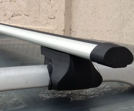 Багажник на рейлинги FAVORIT универсальный АЭРО