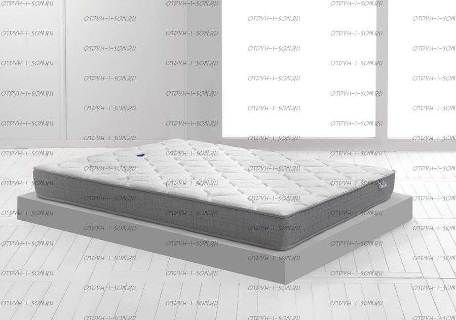Матрас Pensiero 8 + наматрасник