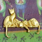 Брошь "Три кошки" под золото