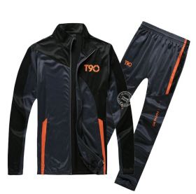 Спортивный костюм утепленный Total 90