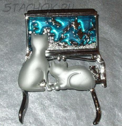 Брошь "Котята и аквариум" под серебро, эмаль