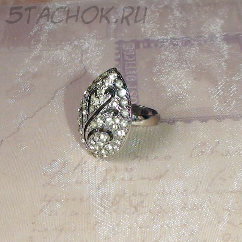 Кольцо каплевидное под серебро