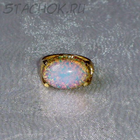 Кольцо опал под золото
