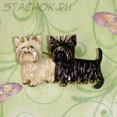 Брошь "Пара терьерчиков" под золото, эмаль, стразы