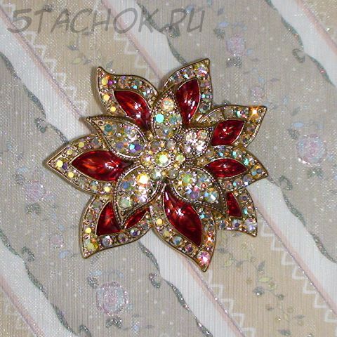 Брошь "Пуансетия" под золото,эмаль,сваровски