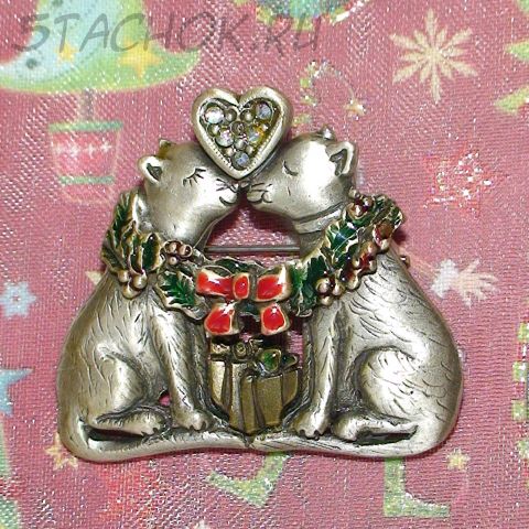 Брошь "Влюбленные котики на Новый год" под олово, эмаль, стразы