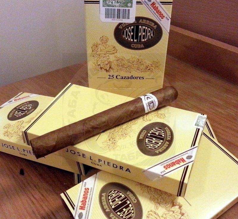 Кубинские сигары Jose L.Piedra Cazadores