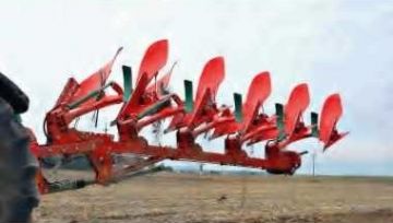 Плуги оборотные с гидравлической системой защиты AGROMASZ серии POH