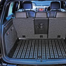 Коврик Audi A6 (C8) от 2018 - 2025 Седан в багажник резиновый Rezaw Plast (Польша) - 1 шт.
