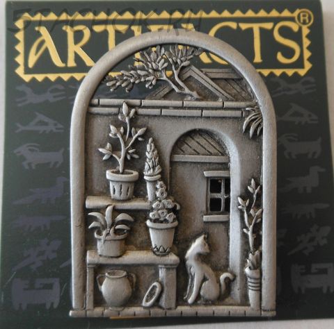 Брошь "Кошечка у дома" под олово