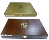 Инкрустированная драгоценными камнями серебряная с золочением икона Иисуса Христа Спасителя (14.5*20см., «Галерея благолепия», Россия) в подарочной коробке