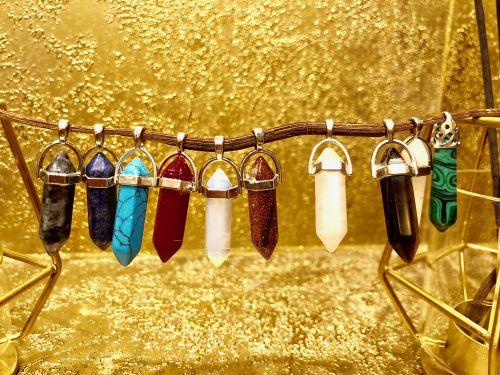 Биолокационный маятник натур камень Содалит в металле 3 см