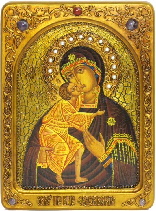 Инкрустированная живописная икона Феодоровская икона Божией Матери (21*29 см, Россия) на натуральном кипарисе в подарочной коробке
