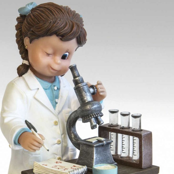 Коллекционная статуэтка из испанской коллекции -  746778 Через микроскоп