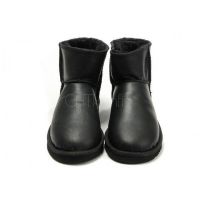 UGG CLASSIC MINI BOOT LEATHER "BLACK"