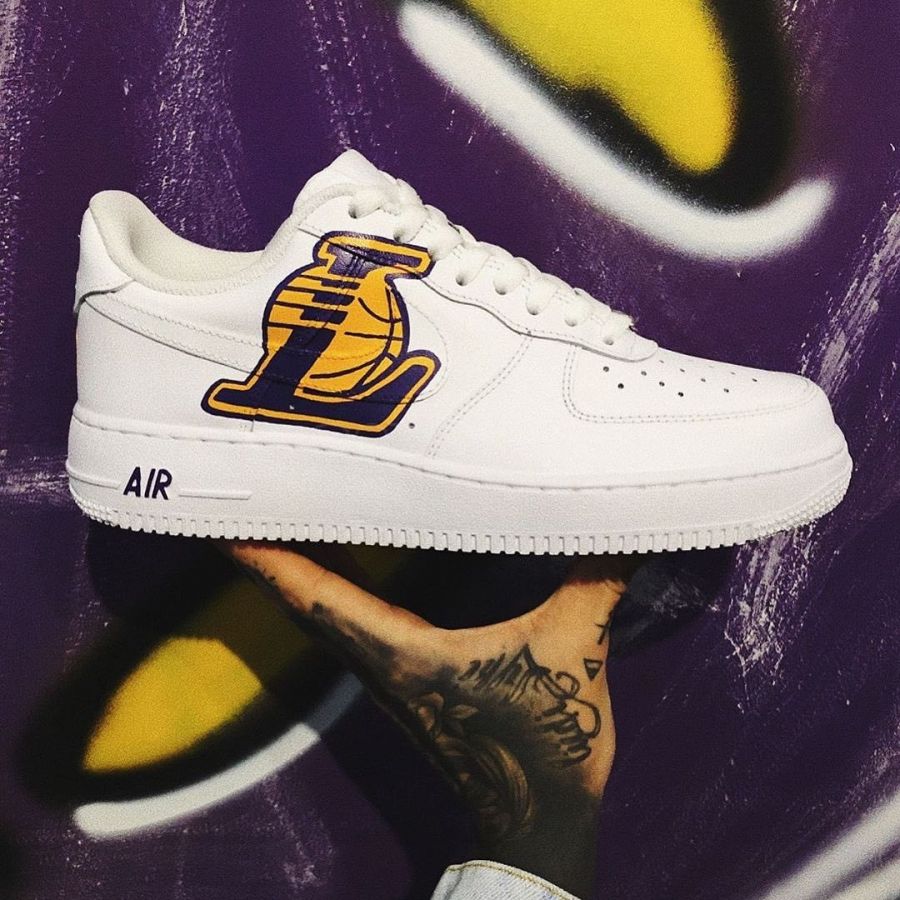 Nike air force lakers best sale