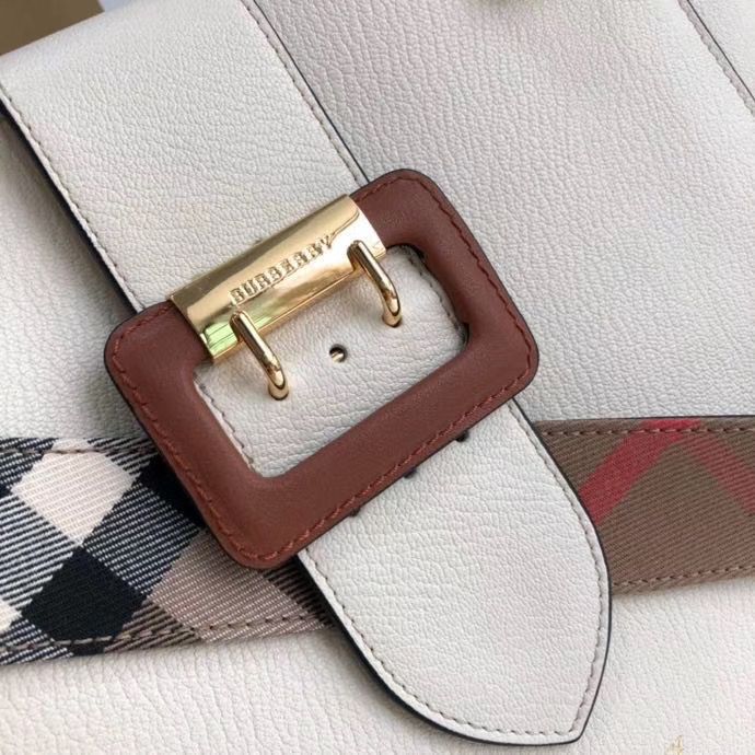 Сумка Burberry The Buckle