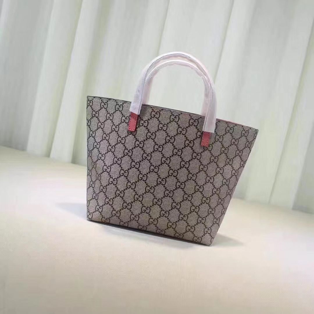 Gucci 21 x 20 x 10 cm