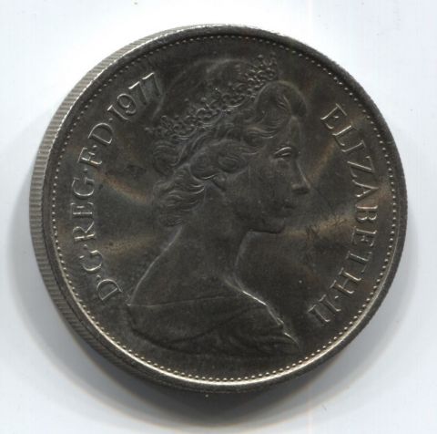 10 пенсов 1977 года Великобритания UNC
