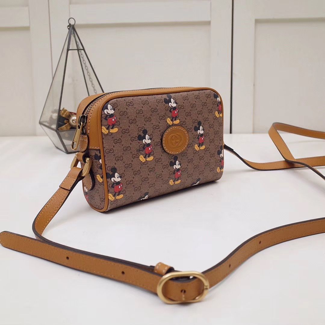 Сумка клатч Gucci Disney
