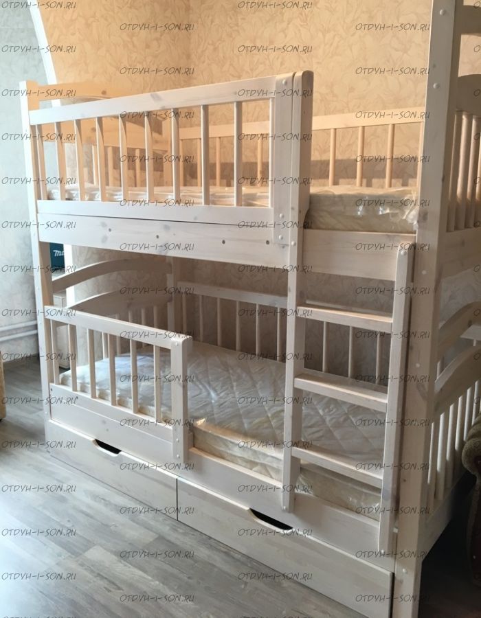 Кровать двухъярусная Малинка Сандра №18