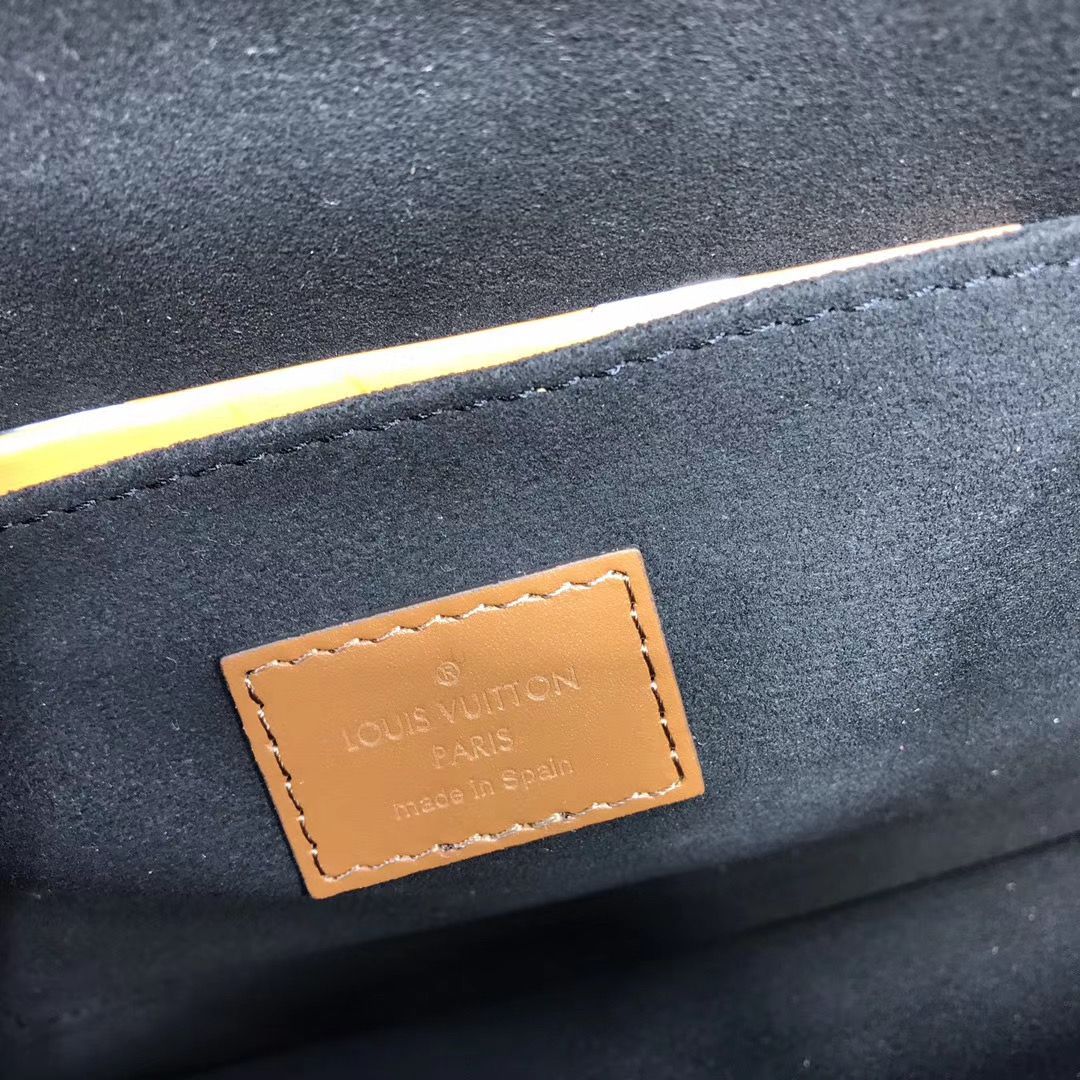 Louis Vuitton DAUPHINE 25 cm