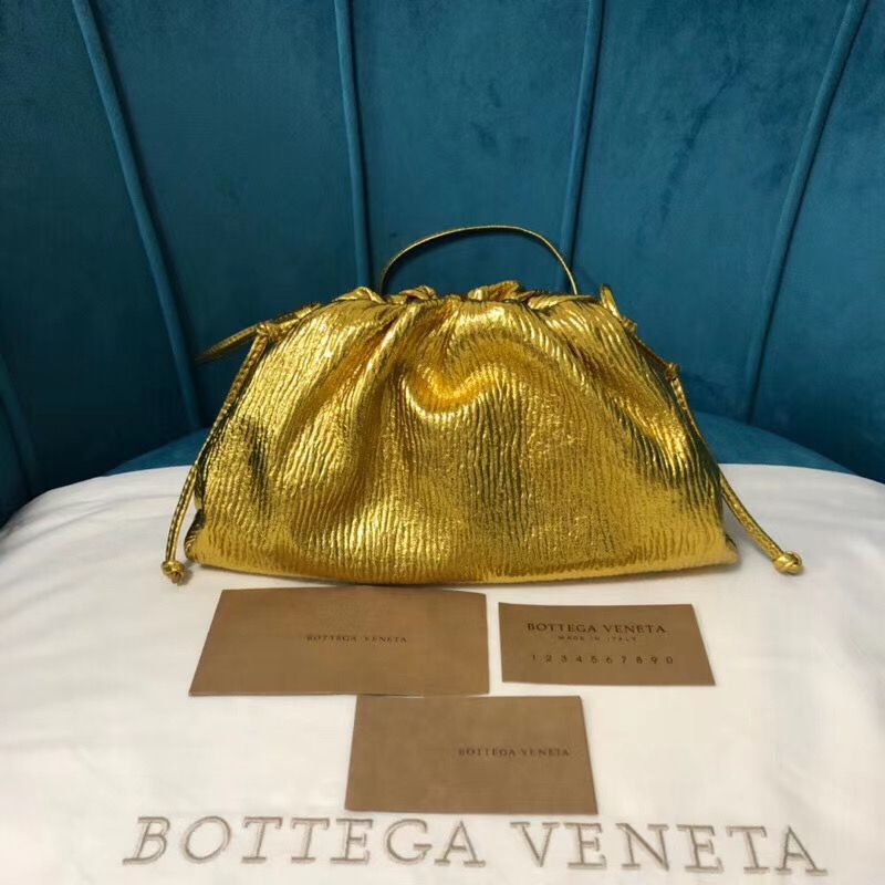 Bottega Veneta The Pouch 22 cm