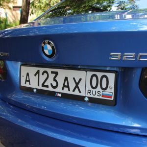 Номерные рамки для номера BMW M - черные