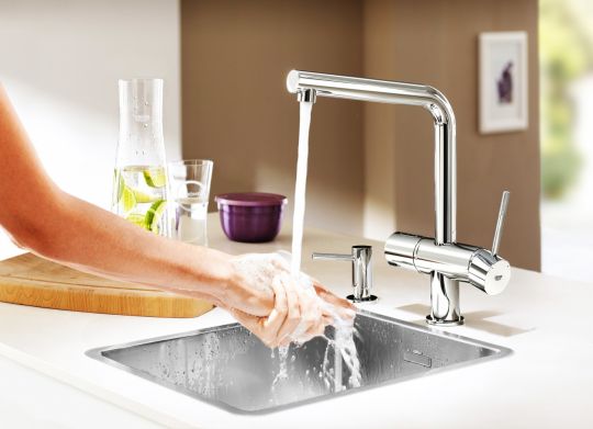 Дозатор жидкого мыла Grohe Cosmopolitan 40535000 ФОТО