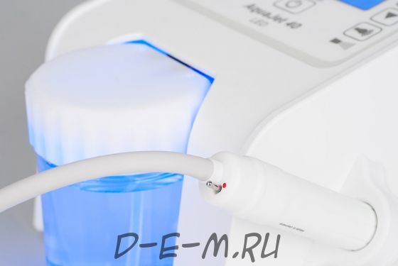 Педикюрный аппарат Podomaster AquaJet 40 LED со спреем и подсветкой