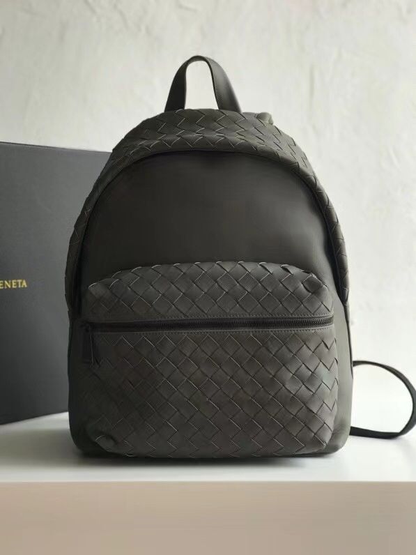 Bottega Veneta 28,5 x 41 cm