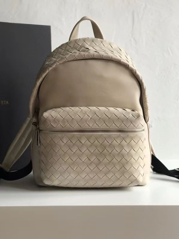 Bottega Veneta 28,5 x 41 cm