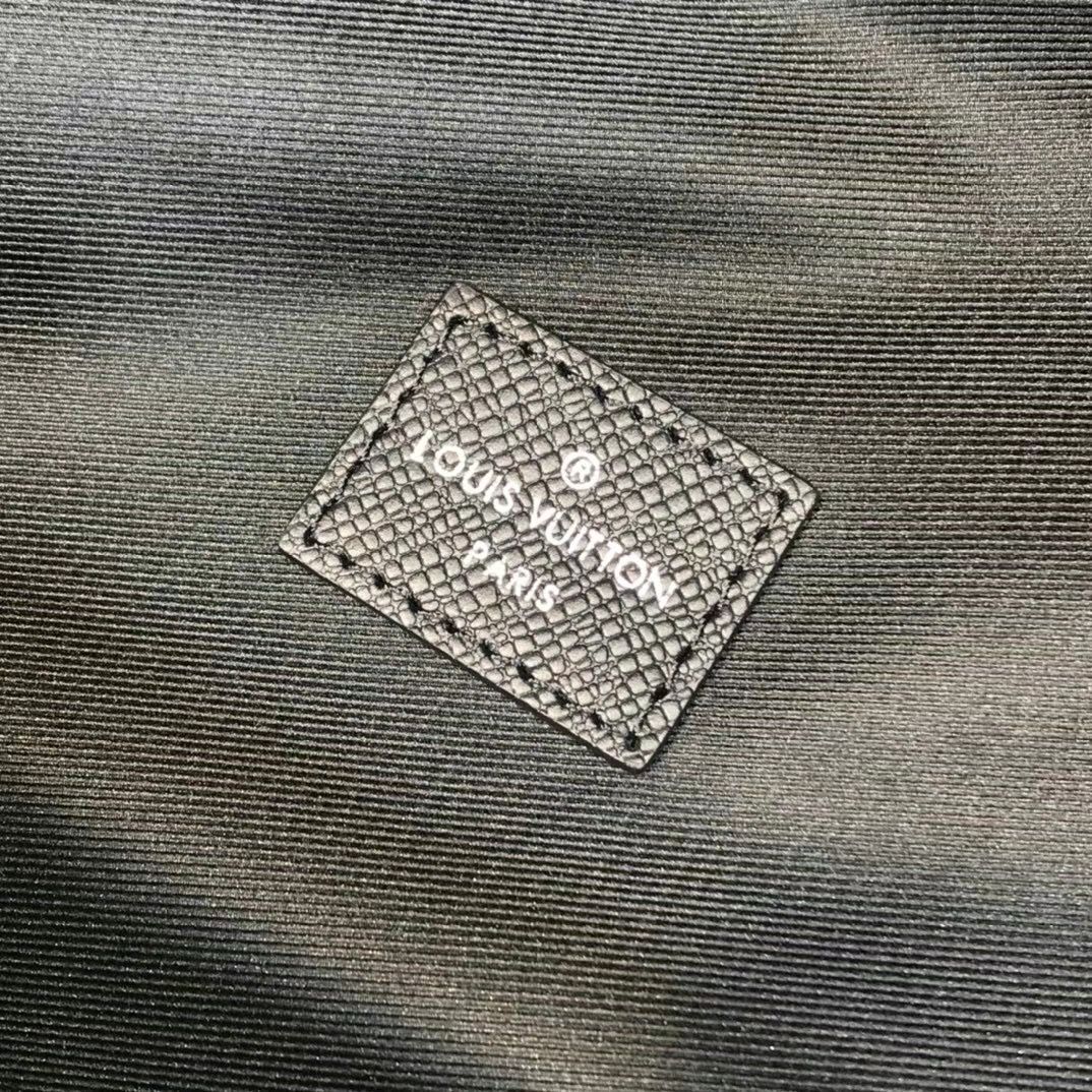 Рюкзак Louis Vuitton 37x40x20 cm