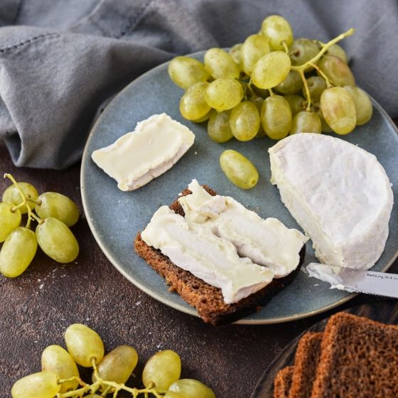 Сыр Камамбер, из козьего молока, с белой плесенью, 150 г