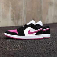 AIR JORDAN 1 LOW  Purple flower