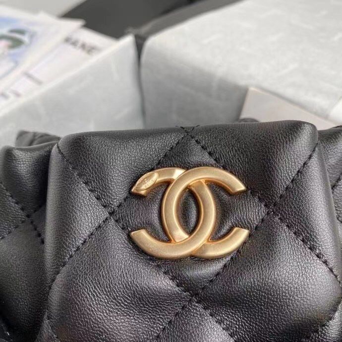 Chanel 19x16x13 cm