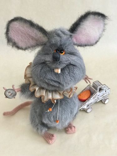 Мастер-класс Мышь барон фон Бри (крючок) (Наталья Маслова)