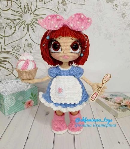 МК Девочка с пирожным (Екатерина Фомина)