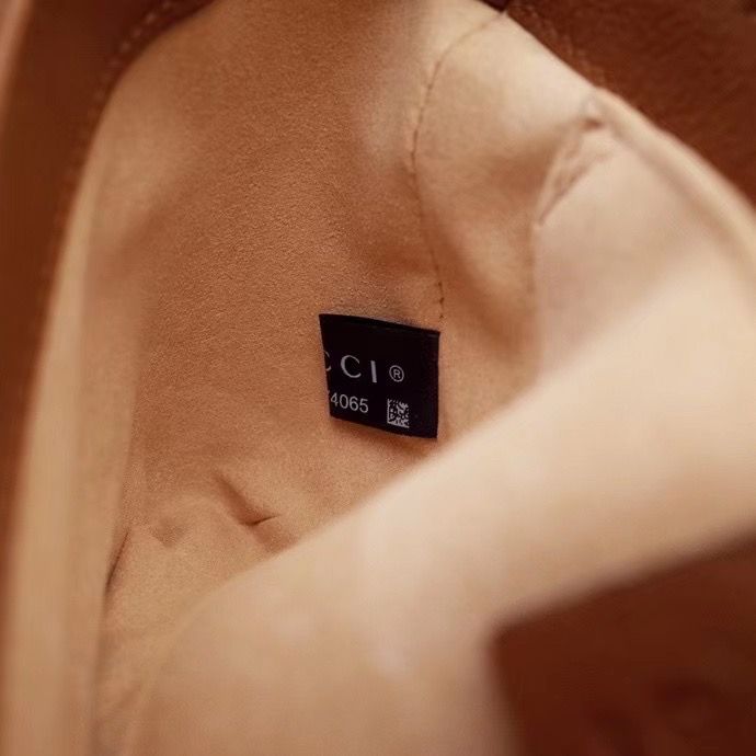 Gucci Marmont GG 22x13x6 cm