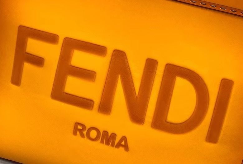 FENDI SUNSHINE 40x37x17 cm