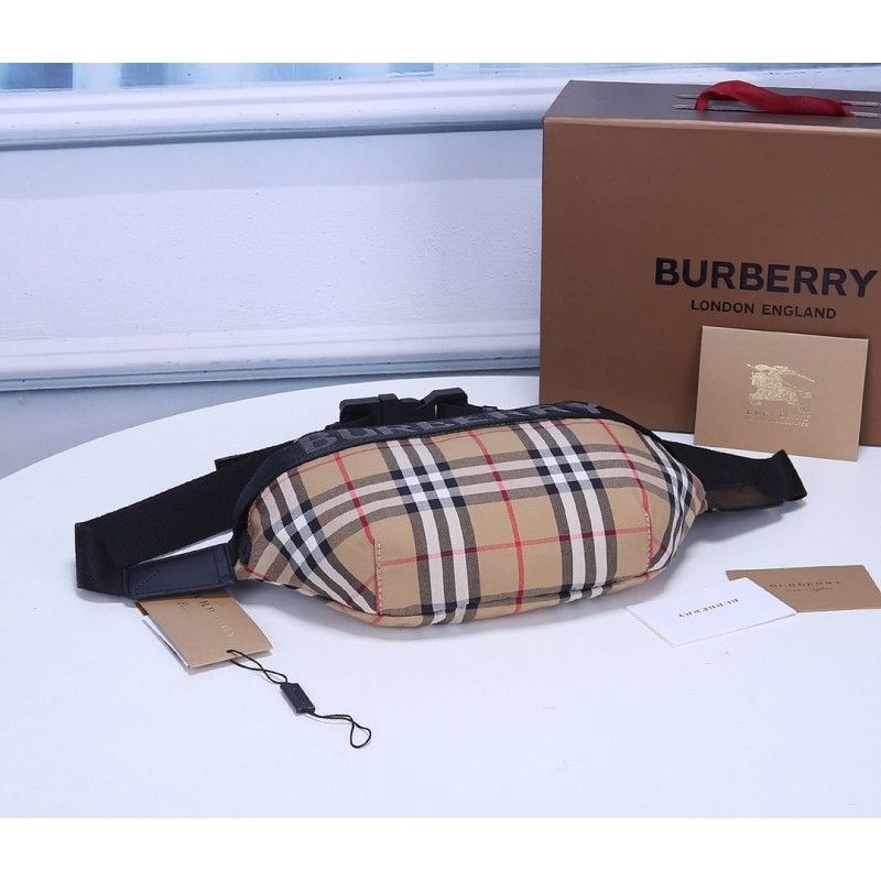 Burberry 31 * 16 * 7,5