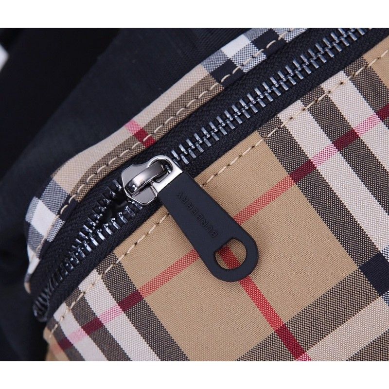 Burberry 31 * 16 * 7,5