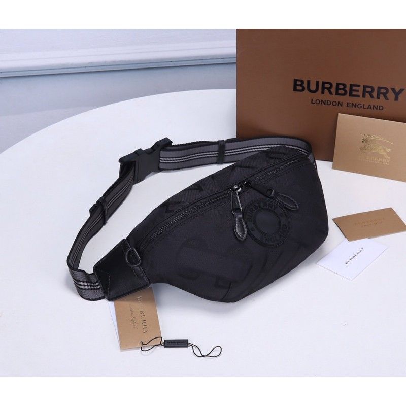 Burberry 31 * 16 * 7,5