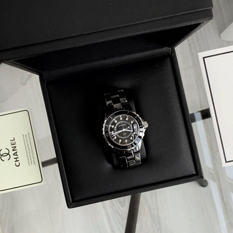 Часы CHANEL J12